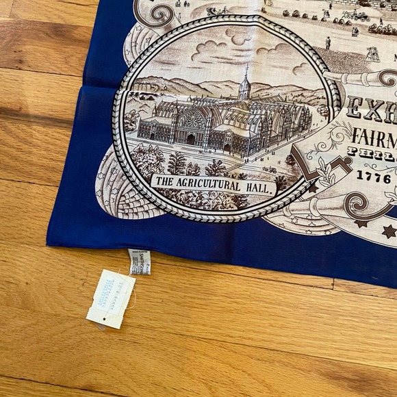 NWT Smithsonian Echo Centennial Vintage Scarf 1776 1876 Original Box Blue - Picture 2 of 9